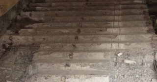 Демонтаж ступеней в Воркуте: гранитные, деревянные, ЖБ - расценка в смете от 307 руб.