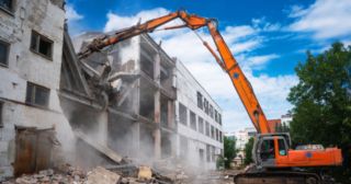 Промышленный демонтаж зданий Воркута, цена от 2908 руб.